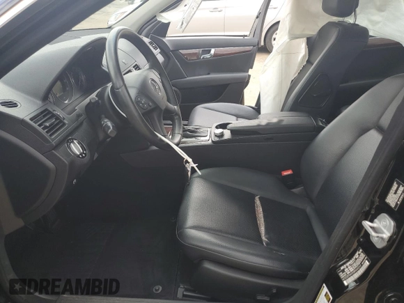 2008 Mercedes-Benz C 300 Sport z VIN WDDGF54X58R040265, wystawiony jako Copart lot #60092695 z przebiegiem 101 783 mil mil oraz Szkoda całkowita • Salvage title. Historia ofert i sprzedaży dostępna na DreamBid. Obrazek 7.