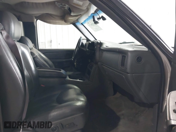 2004 Chevrolet Silverado 1500 with VIN 1GCEK19T64E375922, listed as a IAAI auction lot 41533677 with 304,725 mi miles and . Bid and sale history available at DreamBid. Image 5.