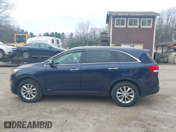 2016 Kia Sorento LX with VIN 5XYPGDA34GG054366, listed as a IAAI auction lot 42126008 with 218,148 mi miles. Bid and sale history available at carsss.com. Image 14.