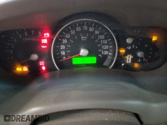 2008 Kia Sedona EX with VIN KNDMB233786244220, listed as a Copart auction lot 44936015 with 180,373 mi miles and Non Repairable. Bid and sale history available at carsss.com. Image 9.