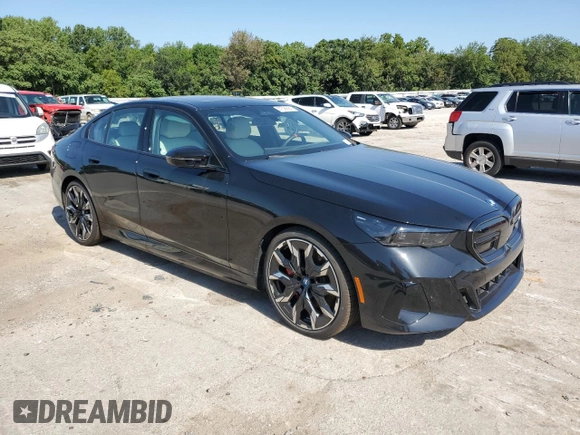 2024 BMW i5 M60 z VIN WBY43FK09RCR58587, wystawiony jako Copart lot #67396684 z przebiegiem 387 mil mil oraz Szkody całkowita. Historia ofert i sprzedaży dostępna na DreamBid. Obrazek 4.