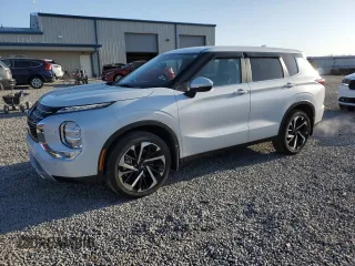 2024 Mitsubishi Outlander SE z VIN JA4J4VA83RZ020109, wystawiony jako Copart lot #52234285 z przebiegiem 4 910 mil mil oraz Szkoda całkowita • Salvage title. Historia ofert i sprzedaży dostępna na DreamBid. Obrazek 1.