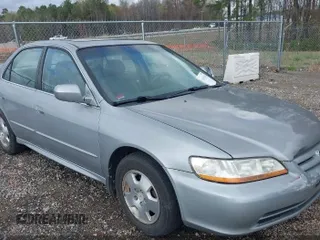 2001 Honda Accord EX с VIN 1HGCG16591A044738, выставлен на аукционе IAAI как лот 42015929 с пробегом 225 963 миль миль и . История ставок и продаж доступна на DreamBid. Изображение 1.