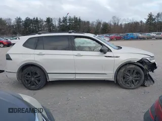2022 Volkswagen Tiguan SE R-Line Black с VIN 3VV8B7AX2NM089612, выставлен на аукционе IAAI как лот 41271934 с пробегом 30 799 миль миль и . История ставок и продаж доступна на DreamBid. Изображение 13.
