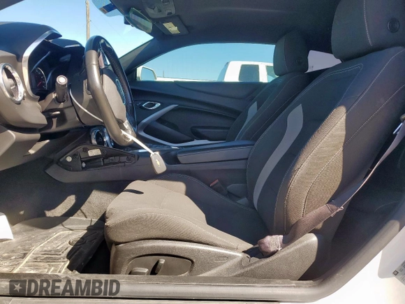 2017 Chevrolet Camaro 1LT z VIN 1G1FB1RX9H0102248, wystawiony jako Copart lot #48057655 z przebiegiem 140 813 mil mil oraz Szkoda całkowita • Salvage title. Historia ofert i sprzedaży dostępna na DreamBid. Obrazek 7.
