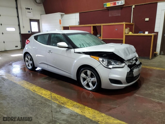 2015 Hyundai Veloster RE:FLEX with VIN KMHTC6AD0FU229574, listed as a Copart auction lot 80521484 with 95,300 mi miles and Clean Title. Bid and sale history available at carsss.com. Image 4.