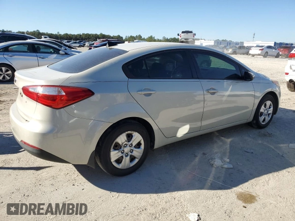 2014 Kia Forte LX with VIN KNAFK4A64E5187863, listed as a Copart auction lot 86039744 with 136,265 mi miles and Salvage Title. Bid and sale history available at carsss.com. Image 3.