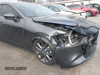 2019 Mazda 3 with VIN JM1BPAJMXK1121384, listed as a IAAI auction lot 41365150 with 38,899 mi miles and . Bid and sale history available at DreamBid. Image 17.