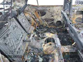 2023 Toyota Camry SE z VIN 4T1G11AK2PU170005, wystawiony jako Copart lot #41634675 z przebiegiem Nie podano mil oraz Nie do naprawy • Non repairable. Historia ofert i sprzedaży dostępna na DreamBid. Obrazek 10.
