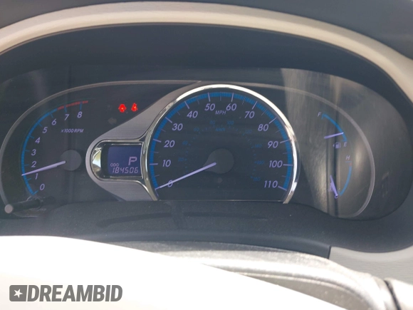 2014 Toyota Sienna XLE with VIN 5TDYK3DC9ES413283, listed as a IAAI auction lot 42091379 with 184,506 mi miles and . Bid and sale history available at DreamBid. Image 7.