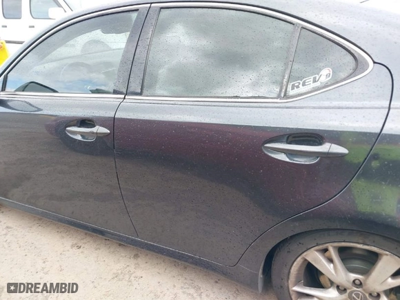 2009 Lexus IS 350 with VIN JTHBE262092017184, listed as a IAAI auction lot 41935277 with 203,920 mi miles. Bid and sale history available at carsss.com. Image 14.