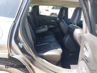 2019 Jeep Cherokee Limited with VIN 1C4PJMDX7KD167722, listed as a IAAI auction lot 42354242 with 68,775 mi miles and . Bid and sale history available at DreamBid. Image 8.