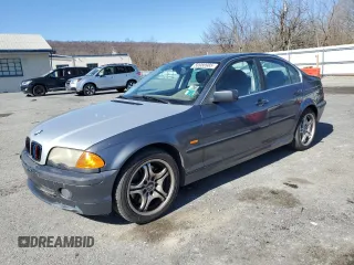 2001 BMW 3 Series 330i with VIN WBAAV53421JR79675, listed as a Copart auction lot 50988985 with 134,600 mi miles and Salvage Title. Bid and sale history available at carsss.com. Image 1.