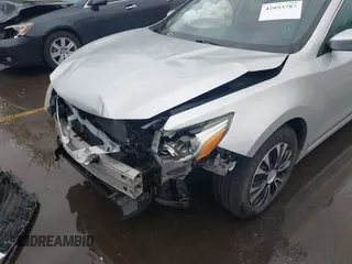 2017 Nissan Altima S with VIN 1N4AL3AP3HC293255, listed as a IAAI auction lot 42053787 with 98,204 mi miles and . Bid and sale history available at DreamBid. Image 6.