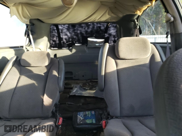 2006 Chrysler Town & Country LWB LX with VIN 1A4GP44RX6B755593, listed as a Copart auction lot 86865424 with 180,325 mi miles and Salvage Title. Bid and sale history available at carsss.com. Image 10.