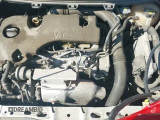 2017 Chevrolet Cruze Premier z VIN 3G1BF6SM5HS611181, wystawiony jako IAAI lot #42627815 z przebiegiem 147 138 mil mil oraz . Historia ofert i sprzedaży dostępna na DreamBid. Obrazek 19.