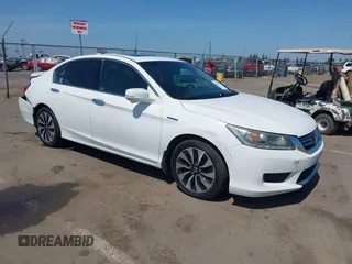 2015 Honda Accord EX-L с VIN 1HGCR6F53FA007702, выставлен на аукционе IAAI как лот 42050770 с пробегом 407 813 миль миль и . История ставок и продаж доступна на DreamBid. Изображение 1.