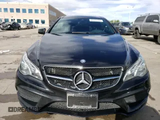 2017 Mercedes-Benz E 400 z VIN WDDKJ6HB6HF351413, wystawiony jako Copart lot #68436124 z przebiegiem 31 887 mil mil oraz Szkoda całkowita • Salvage title. Historia ofert i sprzedaży dostępna na DreamBid. Obrazek 5.