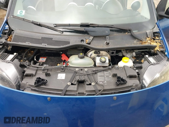 2016 Smart fortwo Passion z VIN WMEFJ5DA8GK059871, wystawiony jako IAAI lot #41624917 z przebiegiem 90 906 mil mil oraz . Historia ofert i sprzedaży dostępna na DreamBid. Obrazek 10.