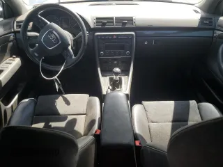 2007 Audi S4 z VIN WAUGL78E47A060153, wystawiony jako Copart lot #51222675 z przebiegiem Nie podano mil oraz Szkody całkowita. Historia ofert i sprzedaży dostępna na DreamBid. Obrazek 8.