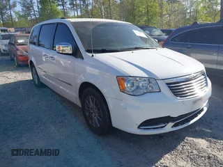 2014 Chrysler Town & Country Limited with VIN 2C4RC1GG8ER332790, listed as a IAAI auction lot 42050062 with 168,048 mi miles. Bid and sale history available at carsss.com. Image 1.