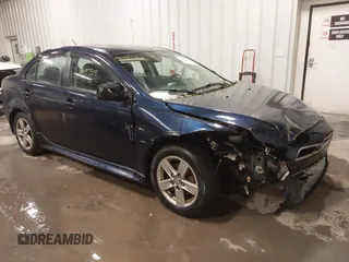 2014 Mitsubishi Lancer SE z VIN JA32V2FW7EU003137, wystawiony jako IAAI lot #41497508 z przebiegiem 125 622 mil mil oraz . Historia ofert i sprzedaży dostępna na DreamBid. Obrazek 1.