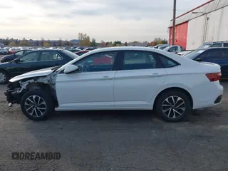 2022 Volkswagen Jetta with VIN 3VWNM7BU0NM020740, listed as a IAAI auction lot 40719285 with 43,570 mi miles and . Bid and sale history available at DreamBid. Image 15.