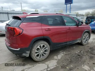 2020 GMC Terrain SLT z VIN 3GKALPEX6LL218675, wystawiony jako Copart lot #53661585 z przebiegiem 73 384 mil mil oraz Szkoda całkowita • Salvage title. Historia ofert i sprzedaży dostępna na DreamBid. Obrazek 3.