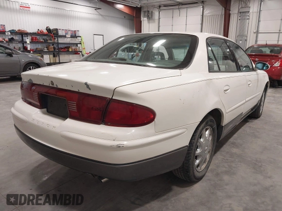 2003 Buick Regal GS with VIN 2G4WF521531230567, listed as a IAAI auction lot 41698622 with 191,835 mi miles. Bid and sale history available at carsss.com. Image 4.