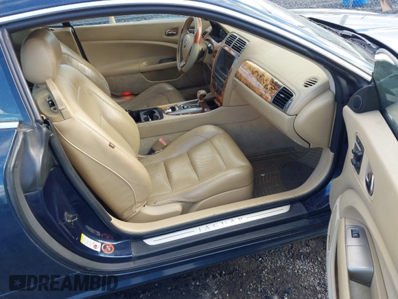 2007 Jaguar XK with VIN SAJWA43B875B07505, listed as a IAAI auction lot 41654226 with 183,098 mi miles. Bid and sale history available at carsss.com. Image 5.