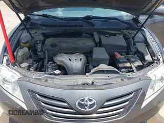 2008 Toyota Camry LE z VIN 4T1BE46K68U772433, wystawiony jako IAAI lot #42375510 z przebiegiem 168 152 mil mil oraz . Historia ofert i sprzedaży dostępna na DreamBid. Obrazek 10.