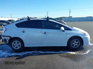 2010 Toyota Prius II with VIN JTDKN3DU7A5053503, listed as a IAAI auction lot 41518752 with 166,155 mi miles. Bid and sale history available at carsss.com. Image 14.