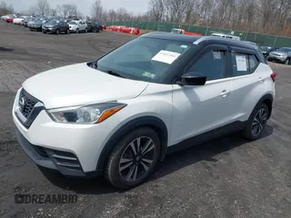 2019 Nissan Kicks SV z VIN 3N1CP5CU1KL496388, wystawiony jako IAAI lot #42032564 z przebiegiem 73 258 mil mil oraz . Historia ofert i sprzedaży dostępna na DreamBid. Obrazek 17.