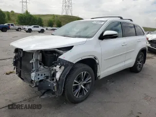 2017 Toyota Highlander LE with VIN 5TDBZRFH1HS482941, listed as a Copart auction lot 61963245 with 92,316 mi miles and Salvage title. Bid and sale history available at DreamBid. Image 1.