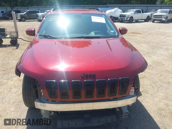 2019 Jeep Cherokee Latitude Plus with VIN 1C4PJLLBXKD339435, listed as a IAAI auction lot 42224535 with 104,276 mi miles and . Bid and sale history available at DreamBid. Image 6.