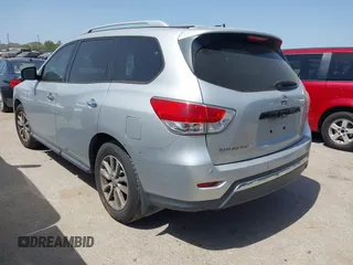 2015 Nissan Pathfinder SL with VIN 5N1AR2MN4FC698515, listed as a IAAI auction lot 41853681 with 179,260 mi miles and . Bid and sale history available at DreamBid. Image 3.