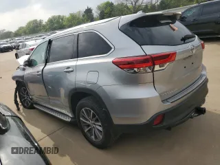 2018 Toyota Highlander SE with VIN 5TDKZRFH9JS280273, listed as a Copart auction lot 51214975 with Not provided miles and Salvage title. Bid and sale history available at DreamBid. Image 2.
