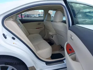 2011 Lexus ES 330 with VIN JTHBK1EG9B2418495, listed as a IAAI auction lot 40247075 with 14,891 mi miles and . Bid and sale history available at carsss.com. Image 8.