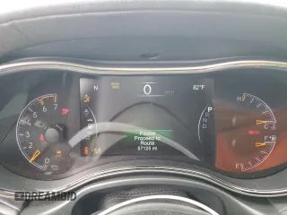 2020 Jeep Grand Cherokee High Altitude z VIN 1C4RJFCT7LC277485, wystawiony jako Copart lot #59976495 z przebiegiem 57 125 mil mil oraz Szkoda całkowita • Salvage title. Historia ofert i sprzedaży dostępna na DreamBid. Obrazek 9.