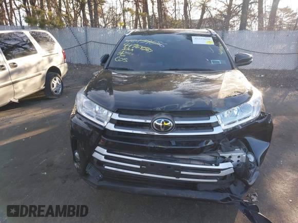 2019 Toyota Highlander SE z VIN 5TDJZRFH9KS598021, wystawiony jako IAAI lot #41764561 z przebiegiem 73 835 mil mil oraz . Historia ofert i sprzedaży dostępna na DreamBid. Obrazek 12.