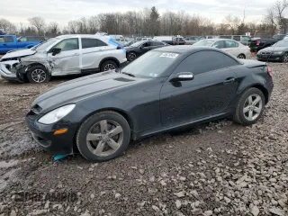 2006 Mercedes-Benz SLK-Class 3.0L with VIN WDBWK54F16F096824, listed as a Copart auction lot 45631845 with 41,933 mi miles and Salvage Title. Bid and sale history available at carsss.com. Image 1.
