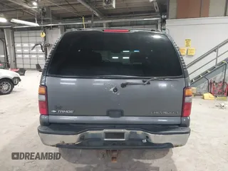 2001 Chevrolet Tahoe LT with VIN 1GNEK13T11J227454, listed as a IAAI auction lot 41513937 with 284,210 mi miles. Bid and sale history available at carsss.com. Image 16.