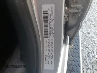 2019 Ram 1500 Big Horn z VIN 1C6RREFT3KN685393, wystawiony jako Copart lot #46754765 z przebiegiem 156 347 mil mil oraz Czysty tytuł • Clean title. Historia ofert i sprzedaży dostępna na DreamBid. Obrazek 12.