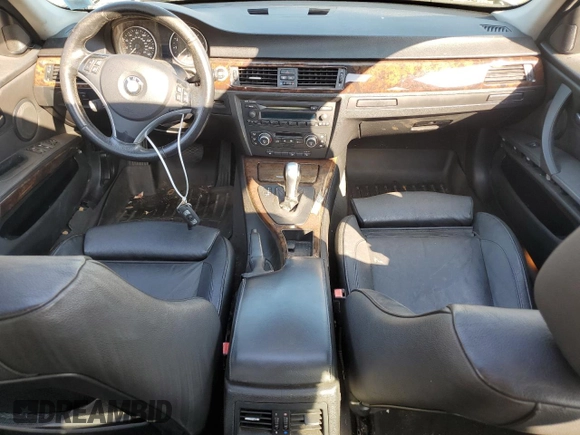 2007 BMW 3 Series 328xi with VIN WBAVC73597KP30532, listed as a Copart auction lot 54102915 with 143,583 mi miles and Clean title. Bid and sale history available at DreamBid. Image 8.