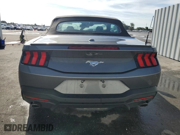 2024 Ford Mustang EcoBoost z VIN 1FAGP8UH2R5134264, wystawiony jako Copart lot #60732625 z przebiegiem 20 997 mil mil oraz Szkoda całkowita • Salvage title. Historia ofert i sprzedaży dostępna na DreamBid. Obrazek 6.