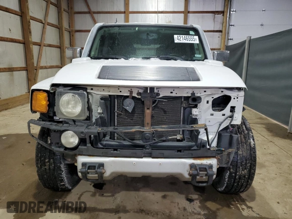 2008 Hummer H3 SUV with VIN 5GTEN13E288136351, listed as a Copart auction lot 42146555 with 164,886 mi miles and Salvage Title. Bid and sale history available at carsss.com. Image 5.