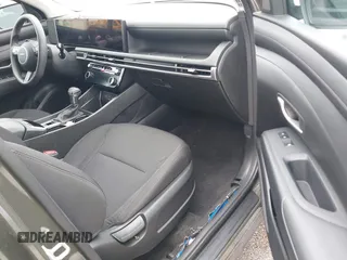2025 Hyundai Tucson SEL with VIN 5NMJB3DE3SH491981, listed as a IAAI auction lot 42428830 with 17,327 mi miles and . Bid and sale history available at DreamBid. Image 5.