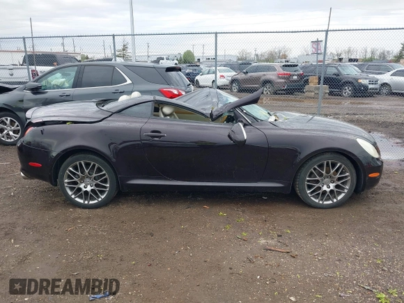 2004 Lexus SC with VIN JTHFN48Y040057283, listed as a IAAI auction lot 41961129 with 162,736 mi miles. Bid and sale history available at carsss.com. Image 13.