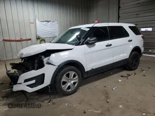 2016 Ford Utility Police Interceptor with VIN 1FM5K8ARXGGD17132, listed as a Copart auction lot 89099005 with 174,017 mi miles and Non Repairable. Bid and sale history available at carsss.com. Image 1.