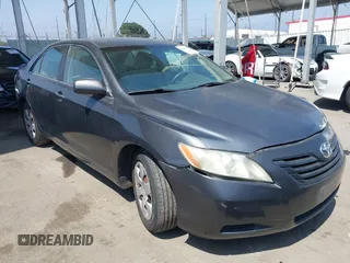 2007 Toyota Camry CE z VIN 4T1BE46K07U626379, wystawiony jako IAAI lot #42449190 z przebiegiem 95 625 mil mil oraz . Historia ofert i sprzedaży dostępna na DreamBid. Obrazek 1.